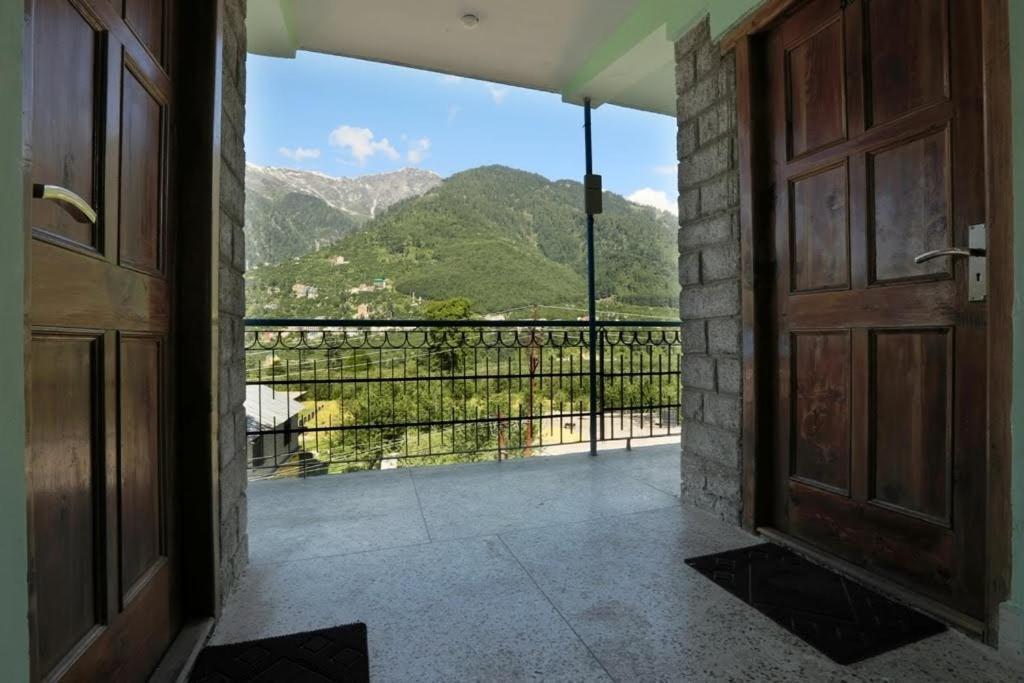 Olive County Resort Manāli Exterior foto